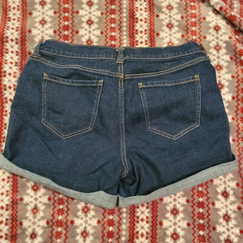 **bundle of 2** Old Navy Womens Size 8 Jean Denim Shorts - Picture 9 of 10